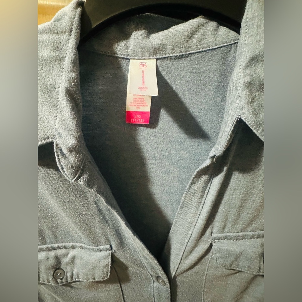 No Boundaries Gray Button-Down Tunic - image 3
